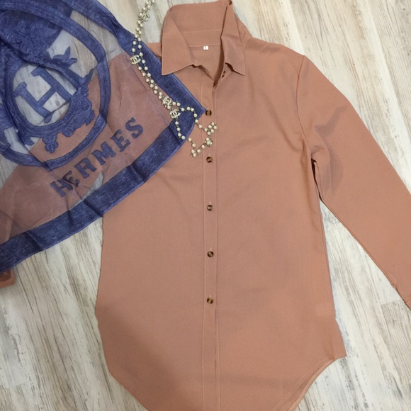 SOLD: Putty/pink/poly blouse - Picture 1 of 7